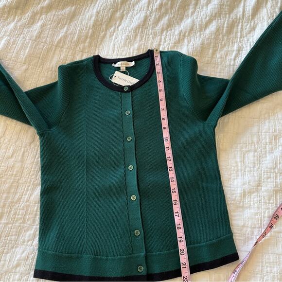 Favorite Daughter Sweetheart Cardigan Sweater Green Medium NEW - Picture 3 of 6